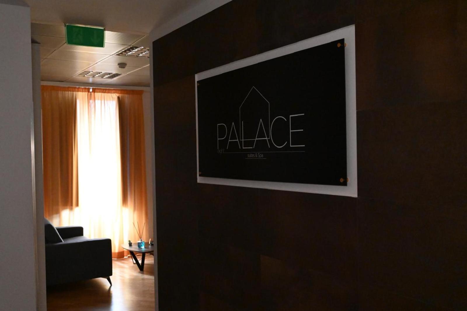 Palace Eight - Suites & Spa