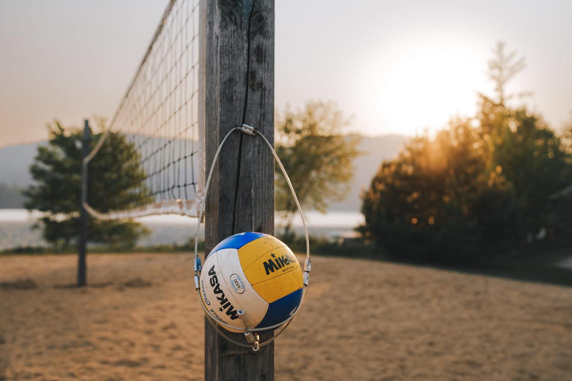 Waterfront Suite & Lake Resort