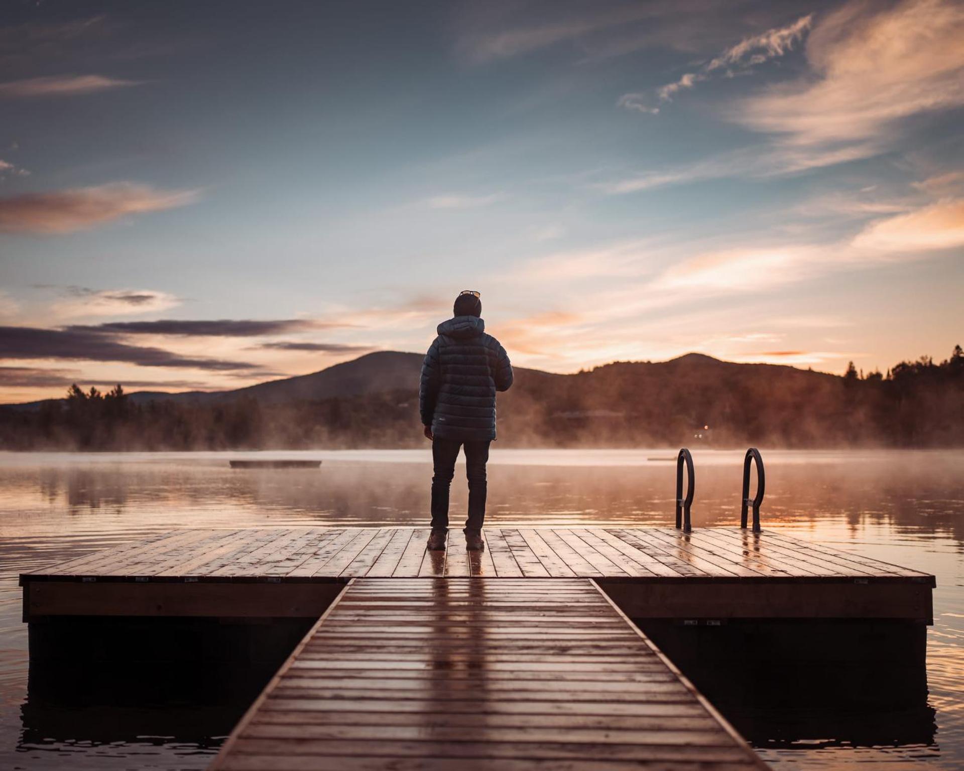 Waterfront Suite & Lake Resort