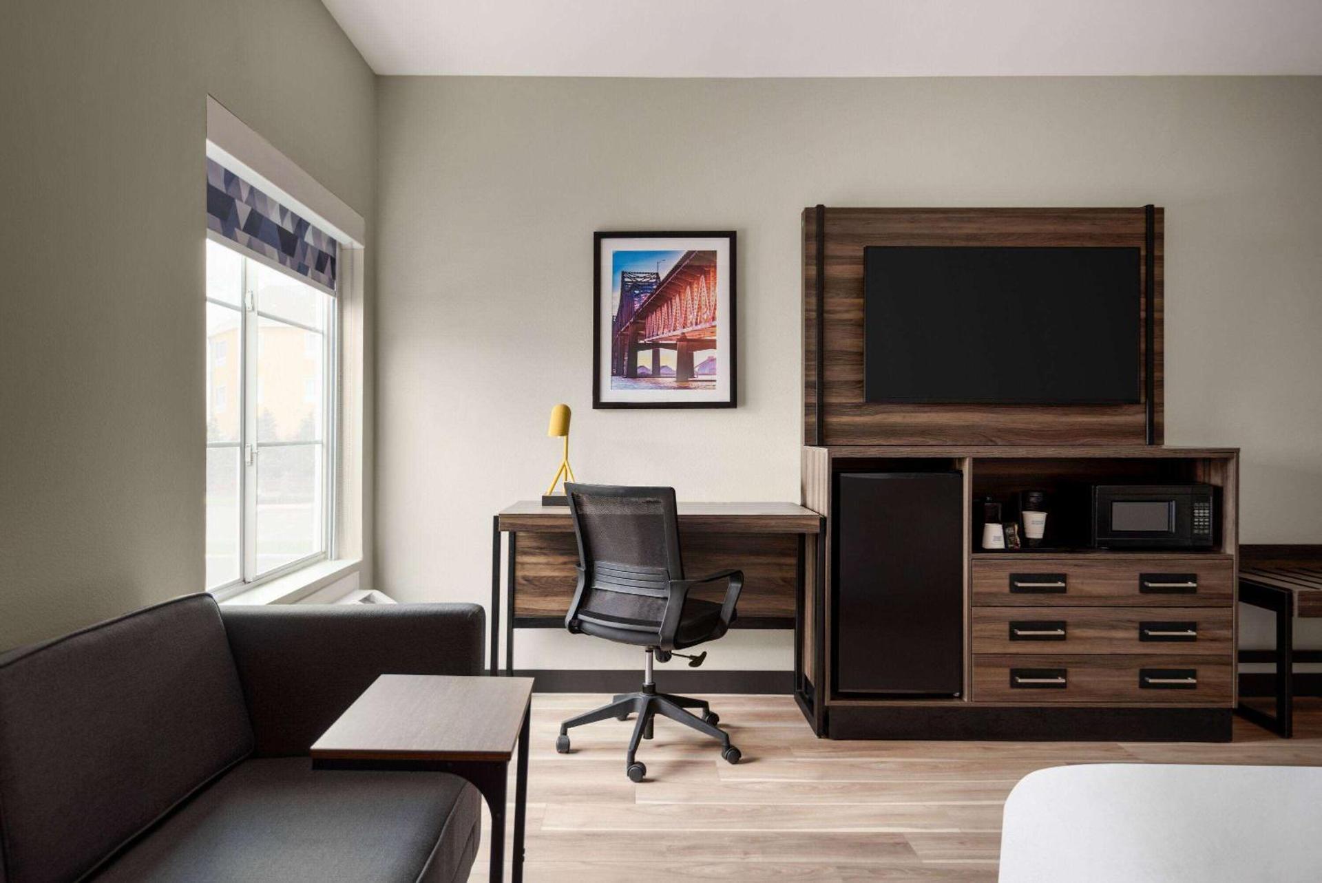 Communal lounge/ TV room