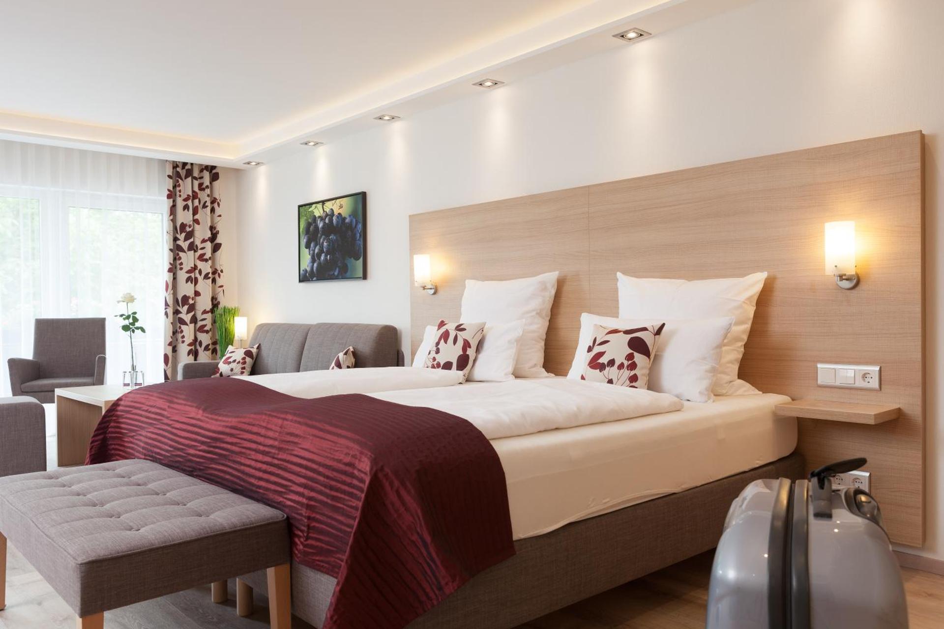 Junior Suite with Garden View