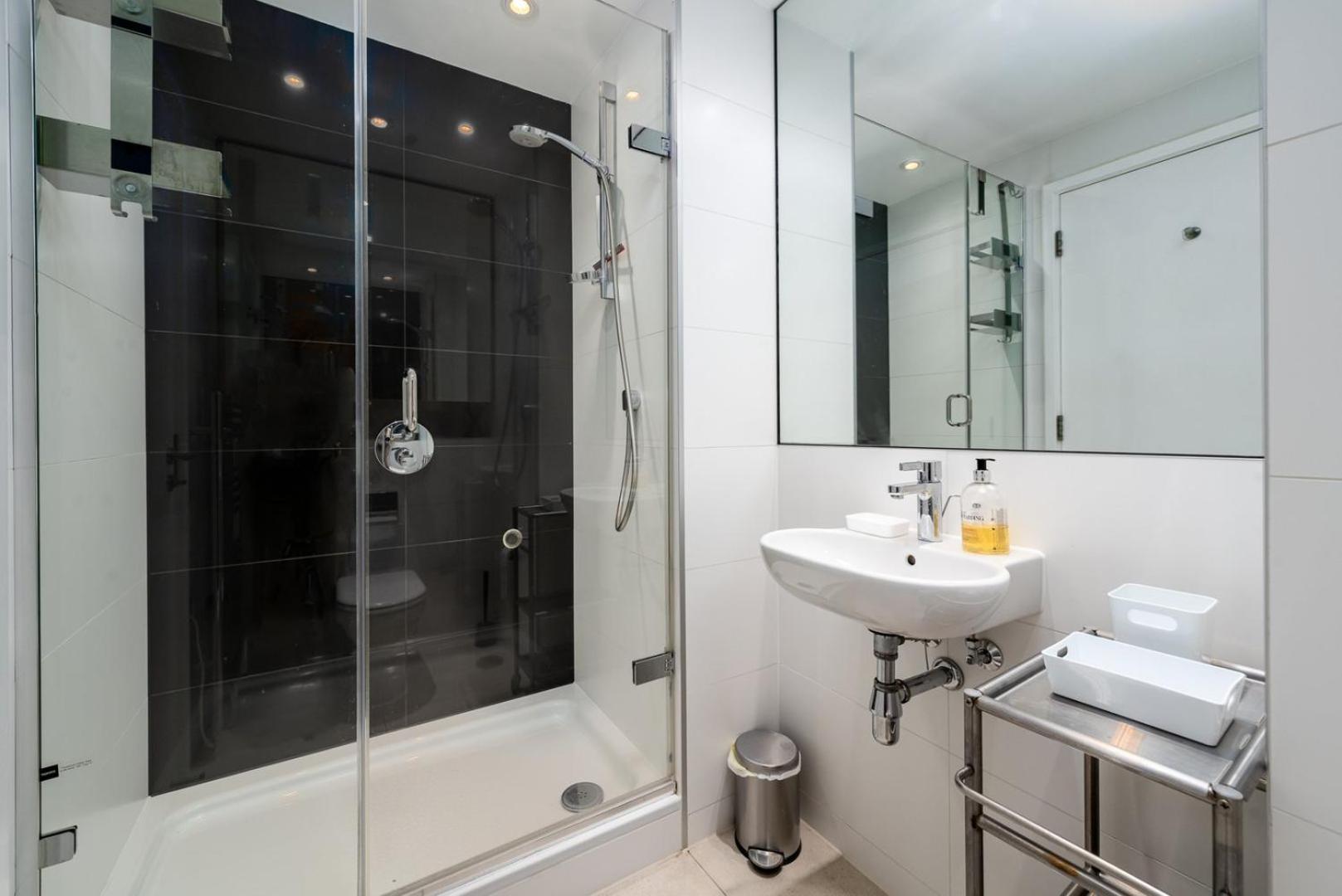 GuestReady - Modern retreat in Elephant and Castle