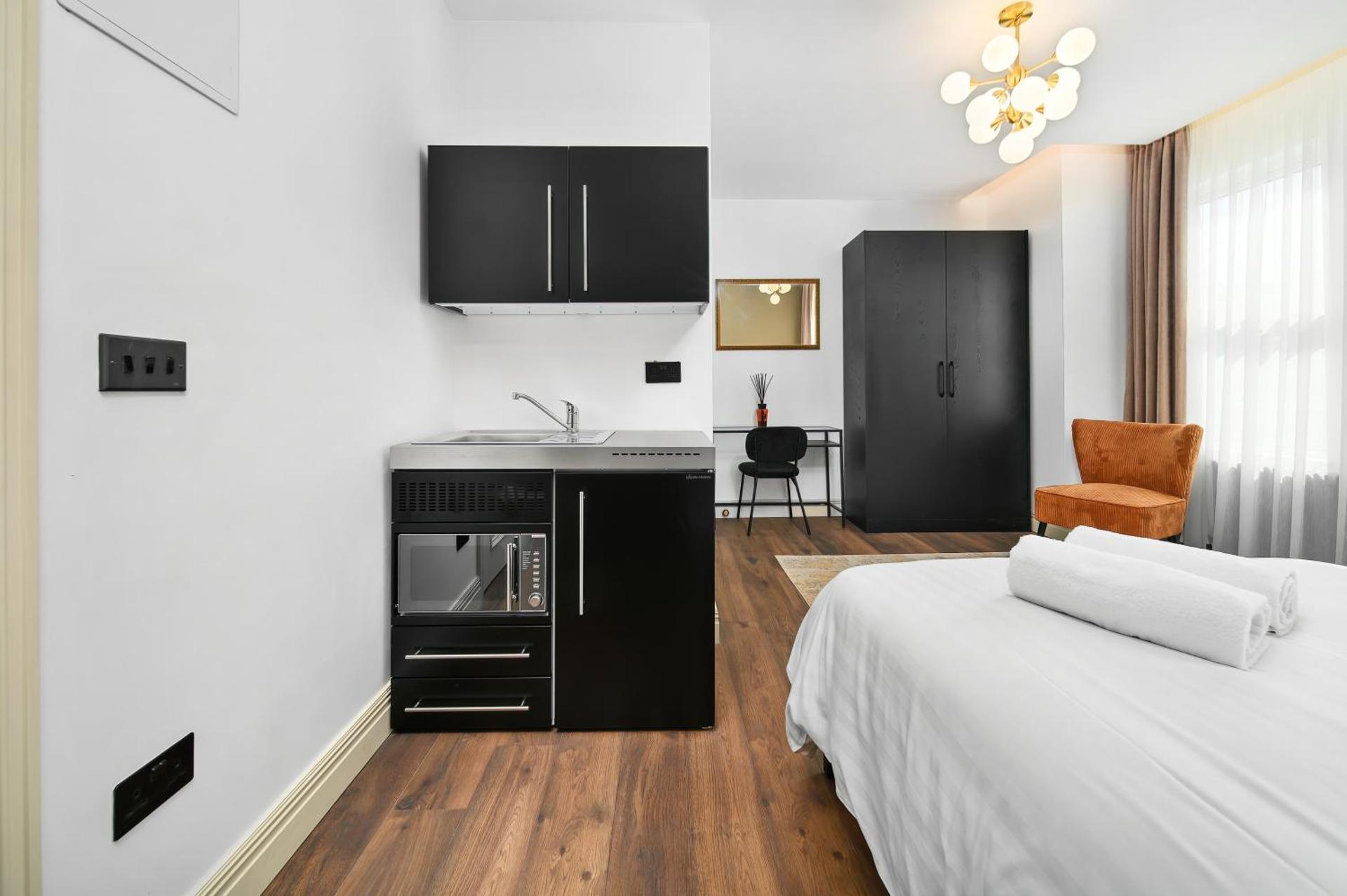 Nine Elms City Suites