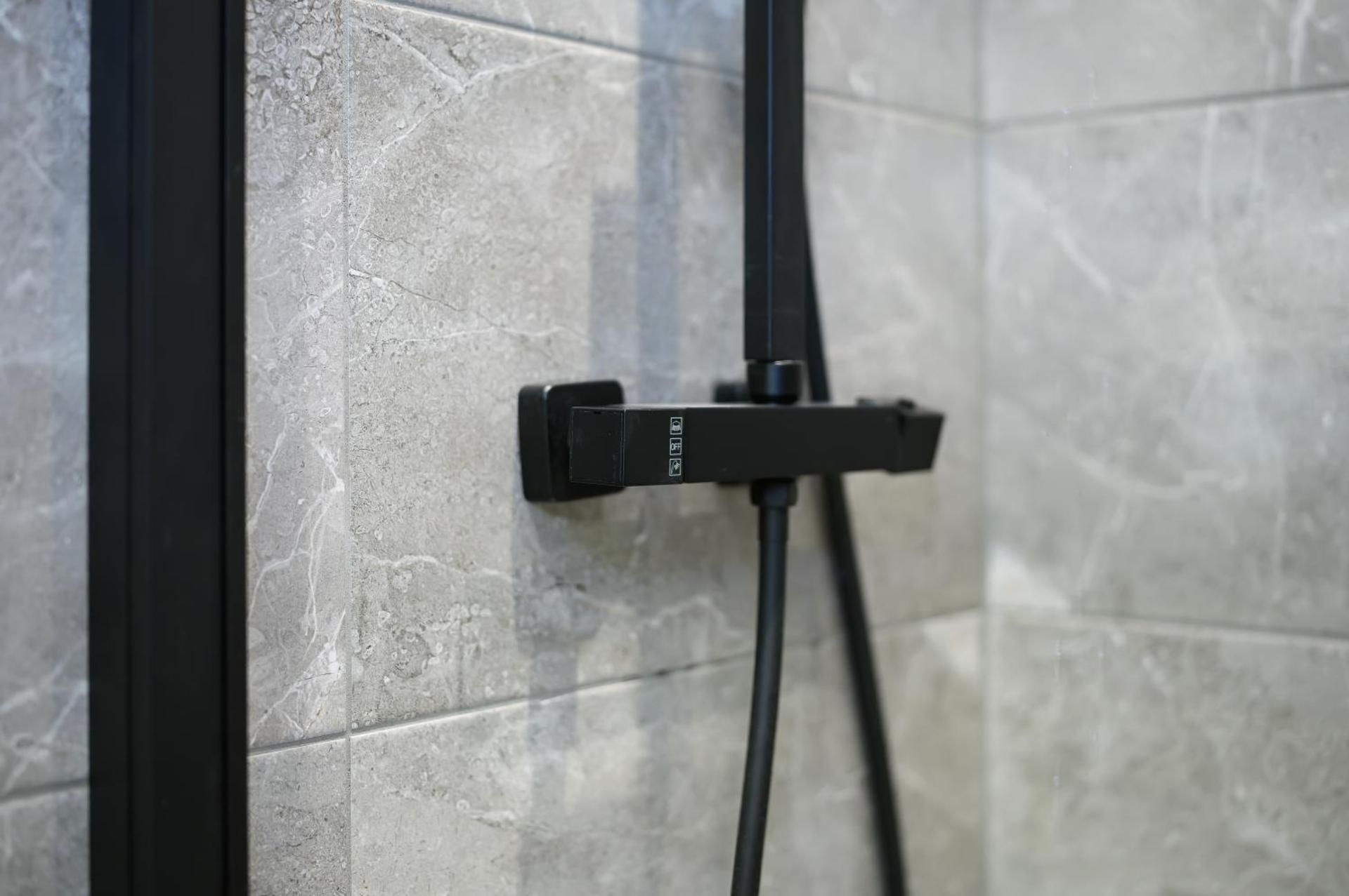 Nine Elms City Suites