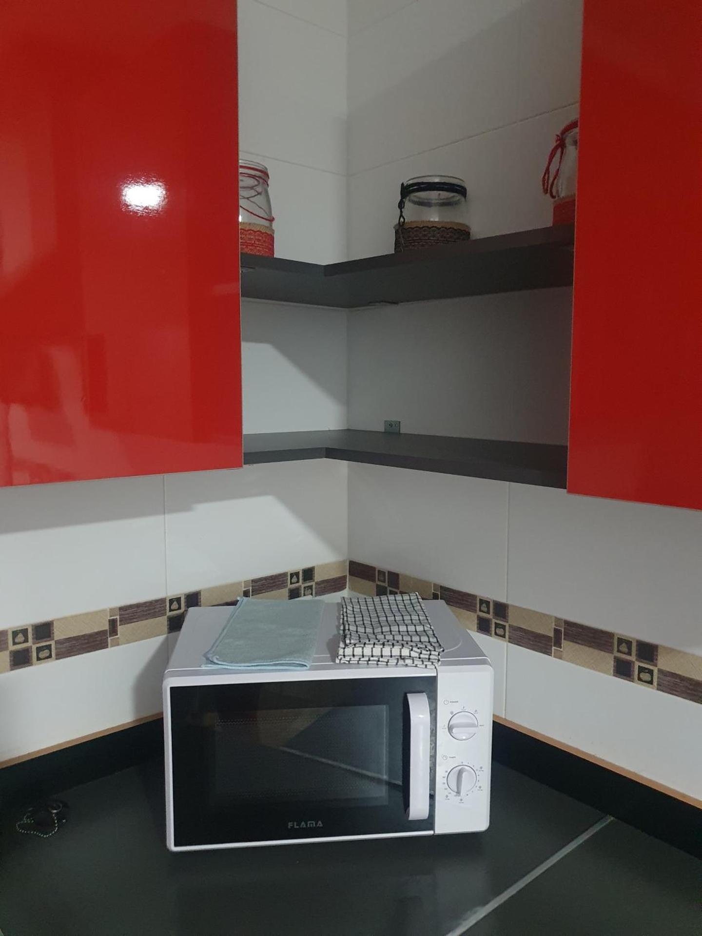 PISO CENTRICO CON GARAJE en Hellin