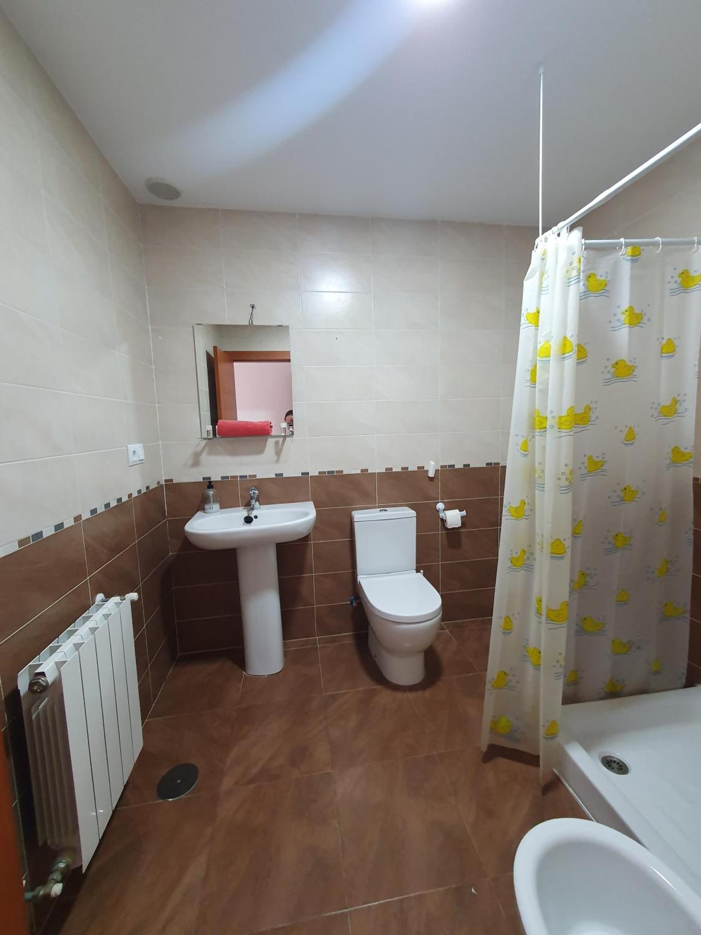 PISO CENTRICO CON GARAJE en Hellin