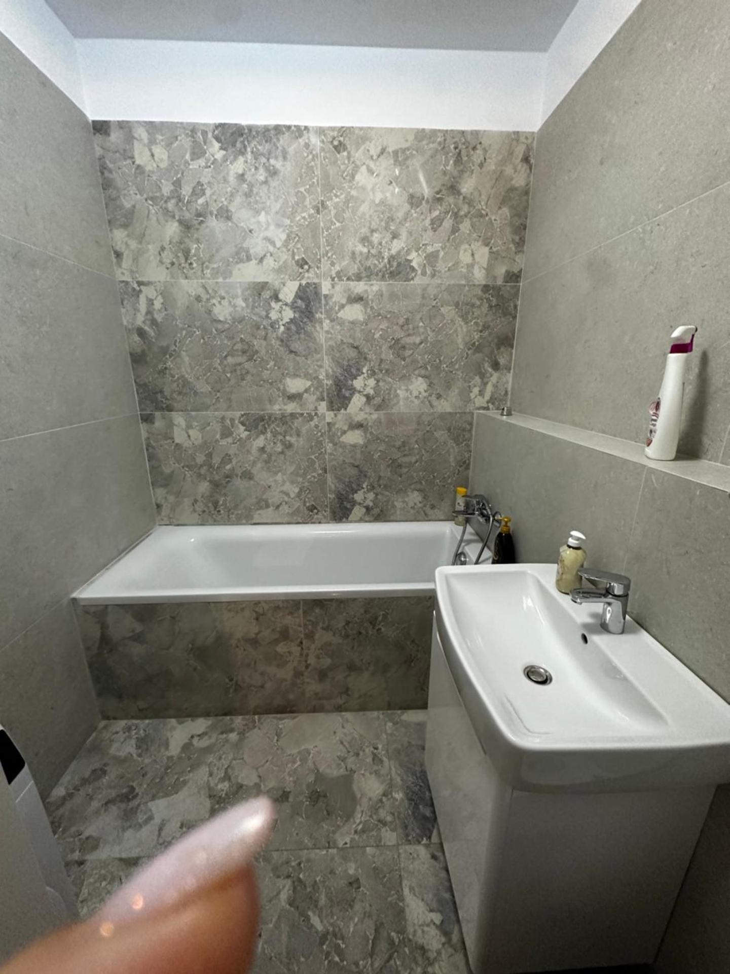 Modern apartment Campeador 10 minutes to center