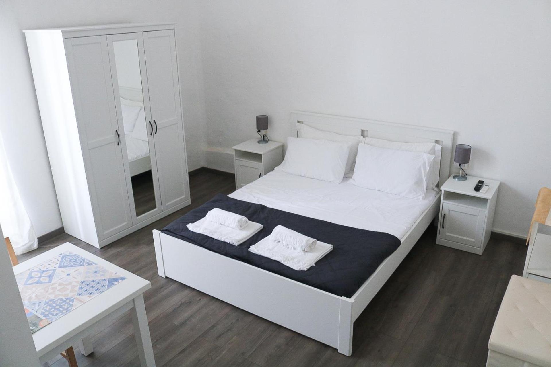 ROOMS 69- Appartaments Francesca e Comasia