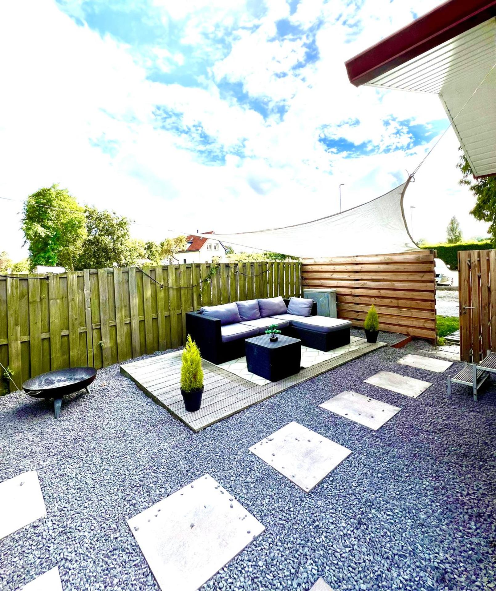 Wellness bungalow with jacuzzi &sauna&private garden near Amsterdam