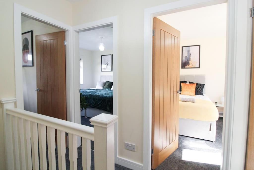 Cosy Modern 3 Bedroom House in Bradford City