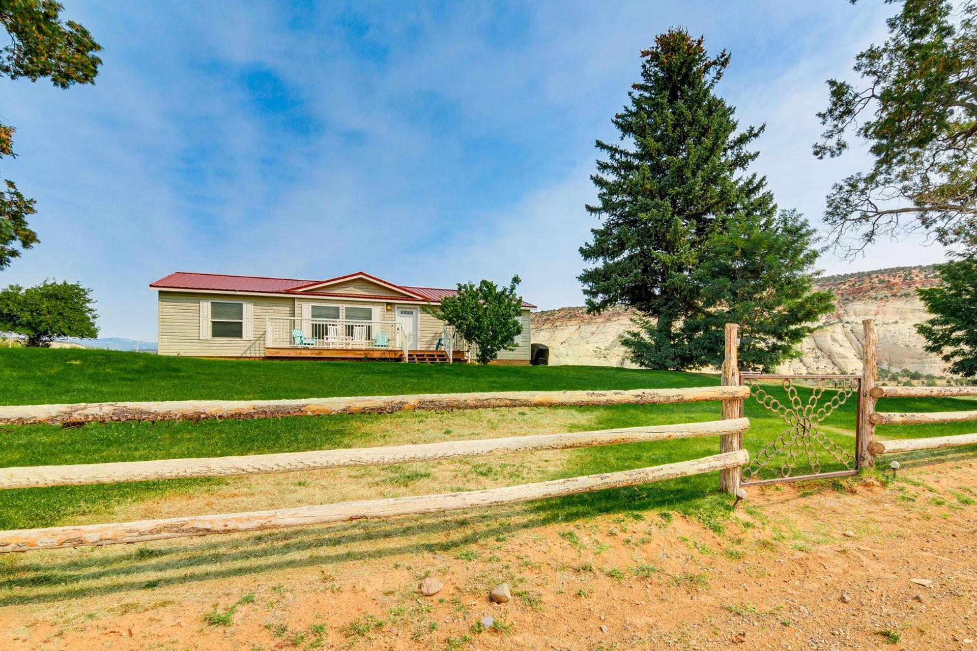 Ranch House in Boulder! Gateway to Nearby Parks!