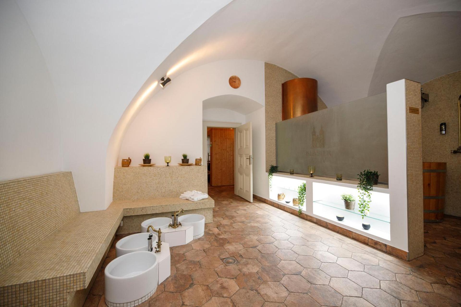 Spa and wellness centre/facilities