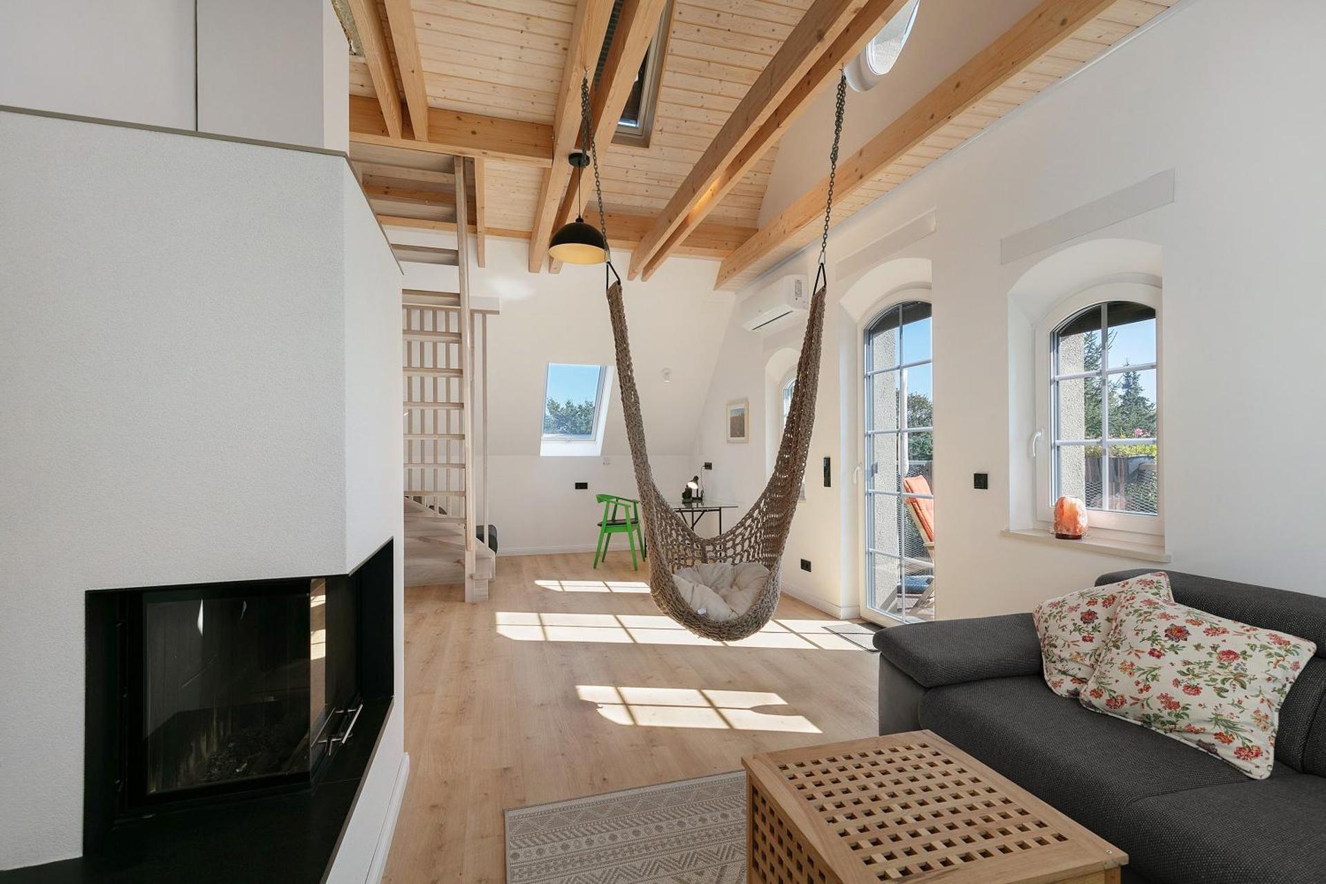 Two-Bedroom Deluxe Apartment with Garden View