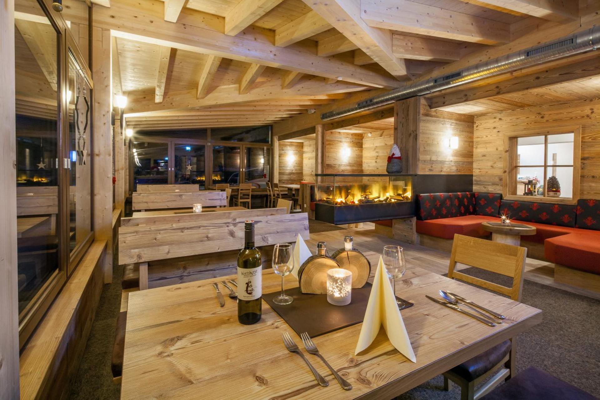 Restaurant/places to eat