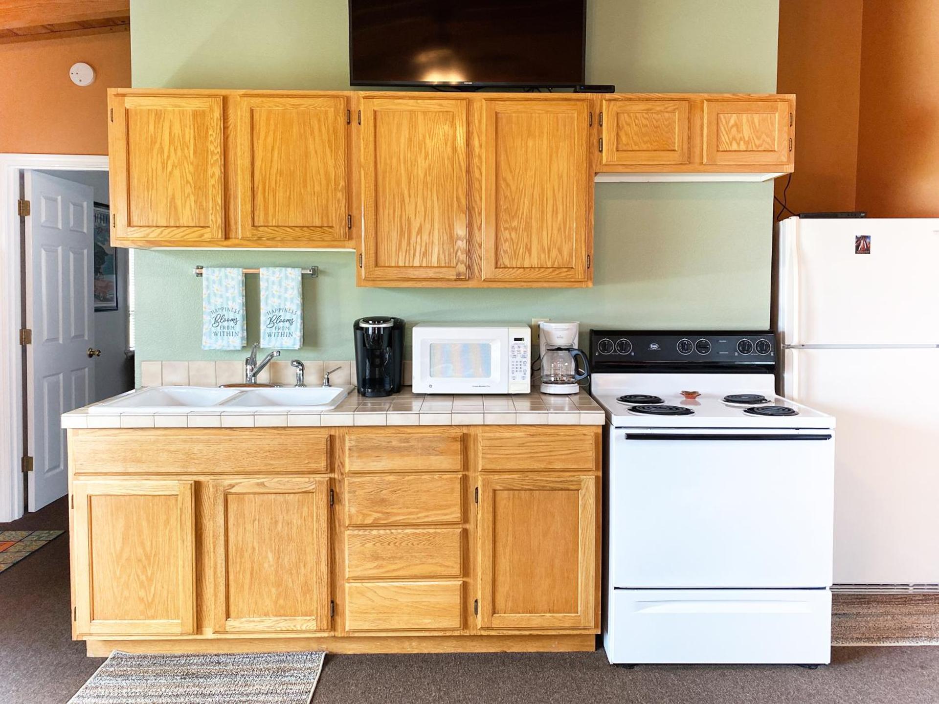 Riverview Cozy Home by the River