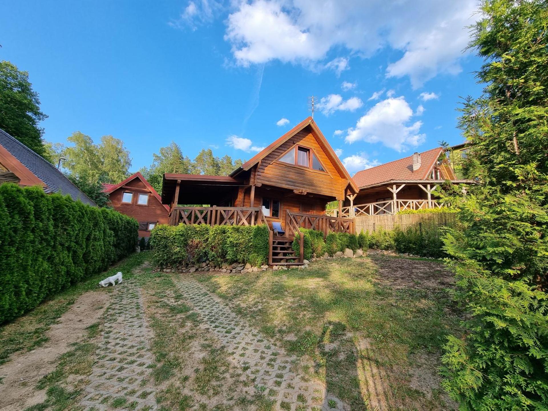 Domek nad jeziorem nr 3 Ryn Mazury