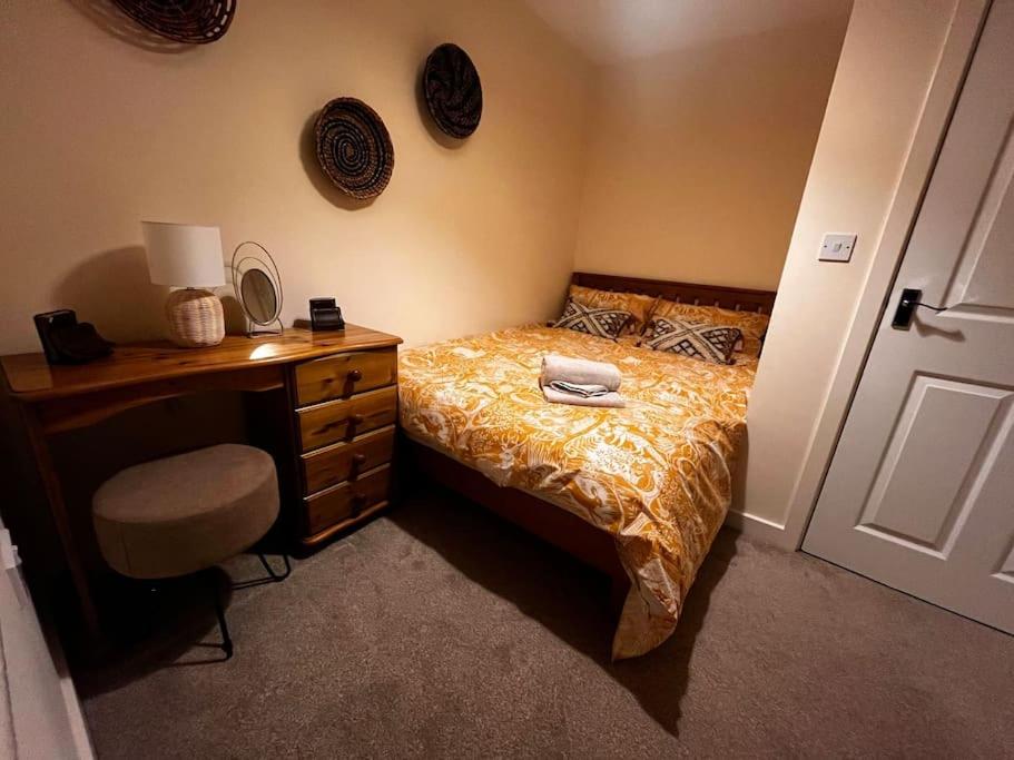 2bdroom city center house Perfect for contractors