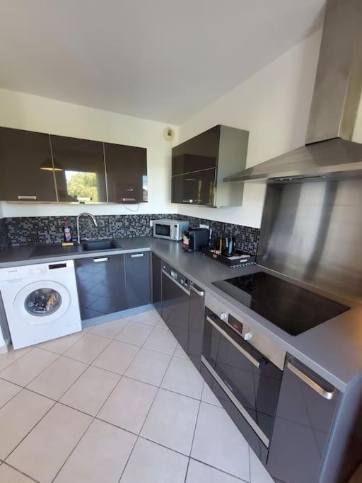 Duplex blue and yellow- Groupama Stadium-Eurexpo-Lyon