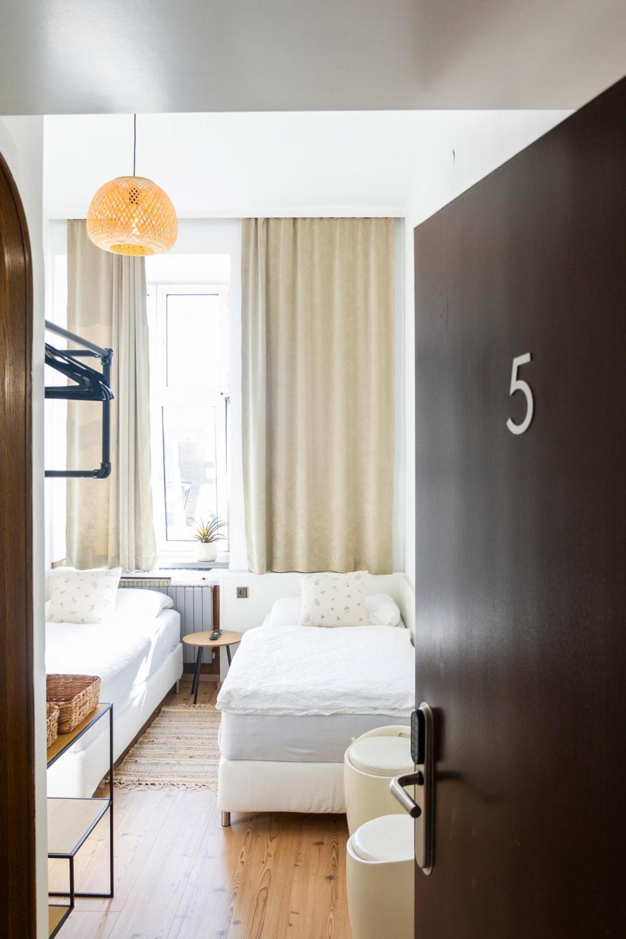 KIBI Rooms self check-in