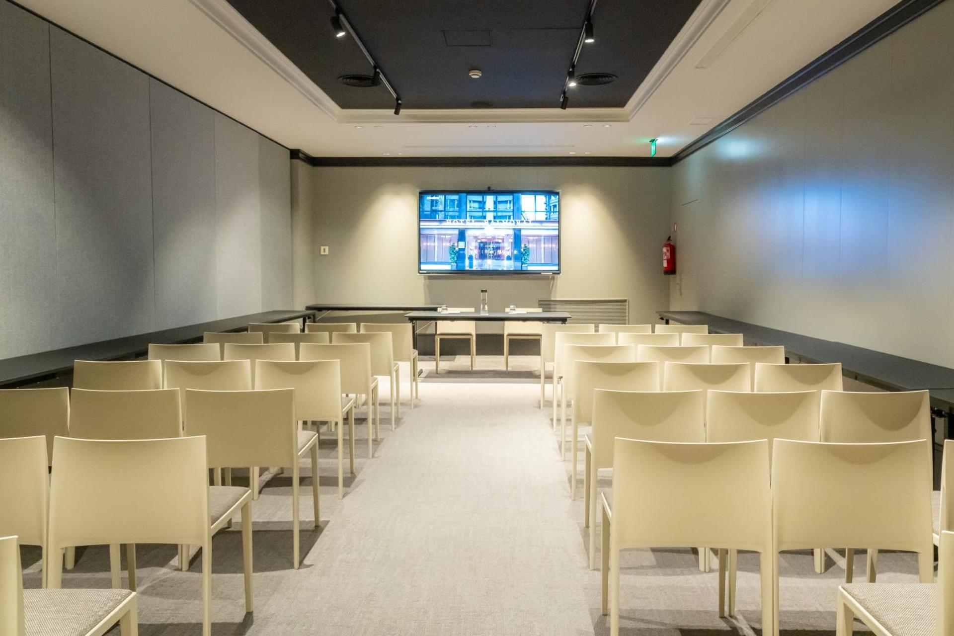 Meeting/conference room