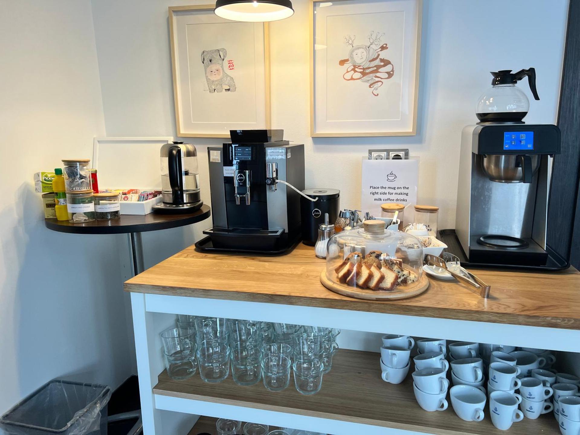 Coffee/tea facilities