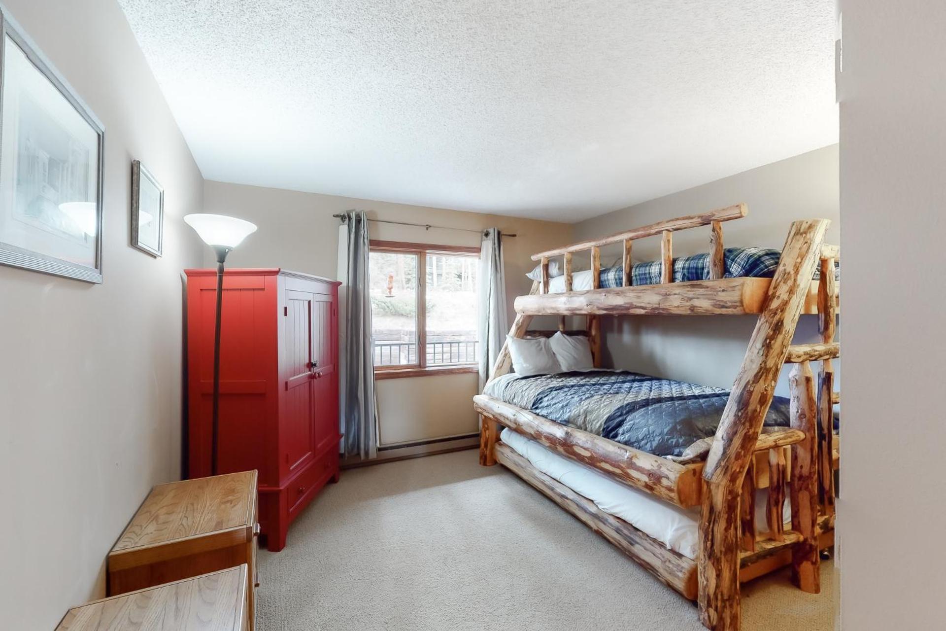 Timber Run Evergreen 9