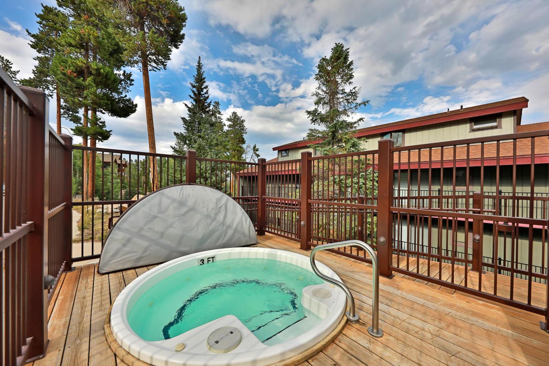 Timber Run Evergreen 9