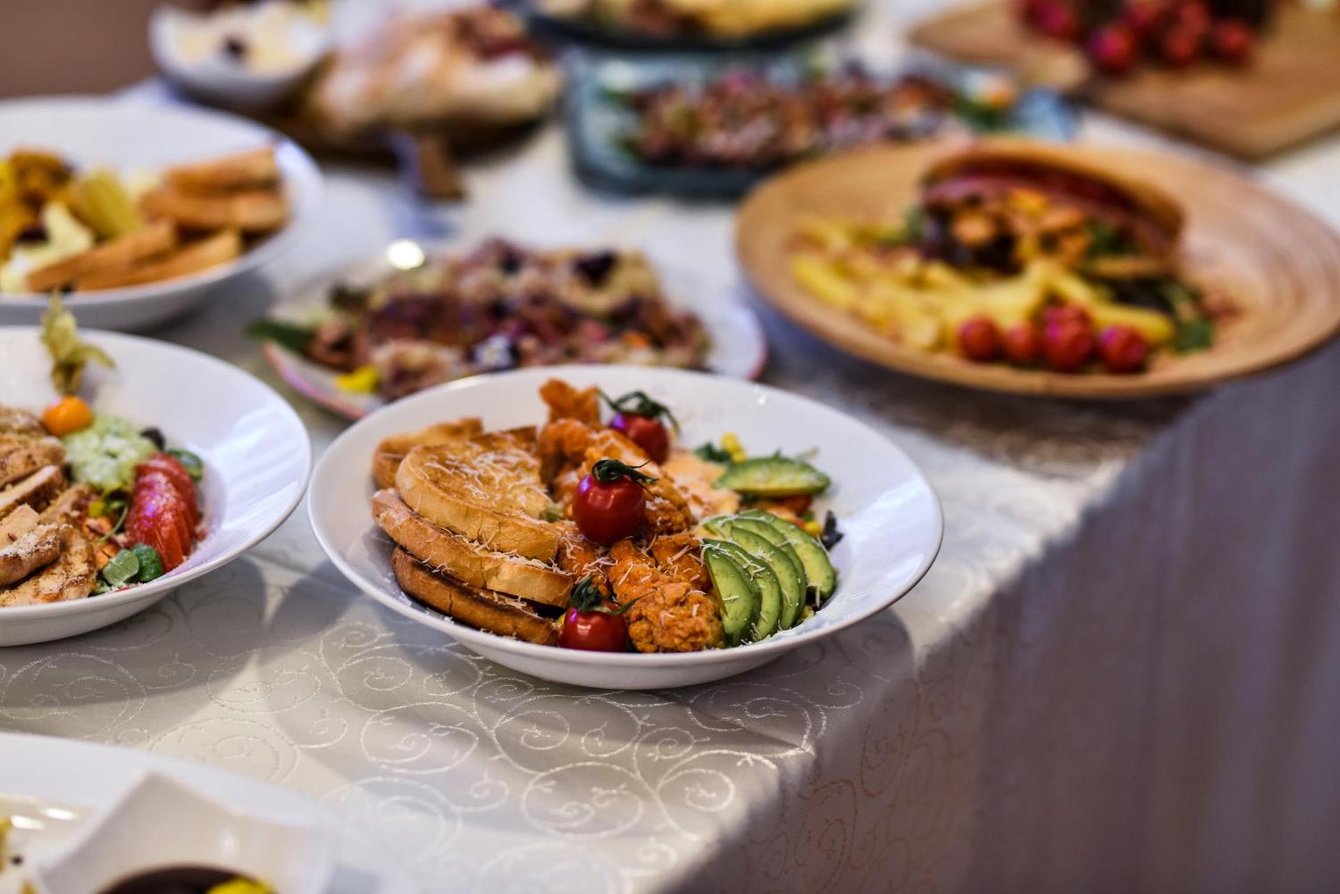 Restaurant/places to eat