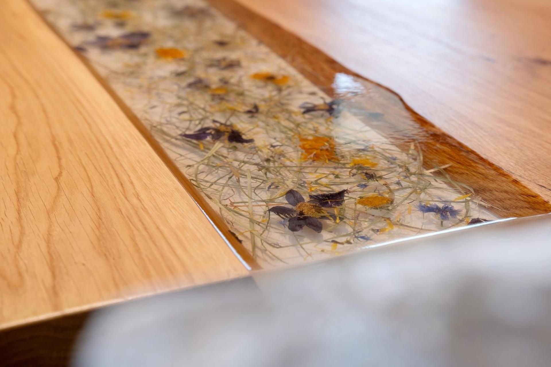 Two-Bedroom Deluxe Apartment with Garden View