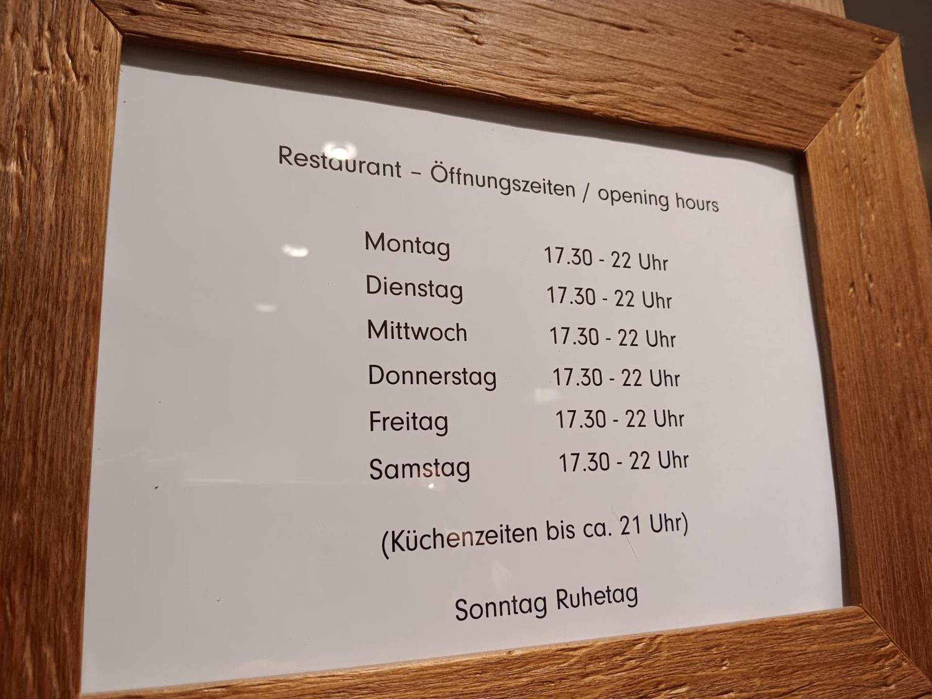 Restaurant/places to eat