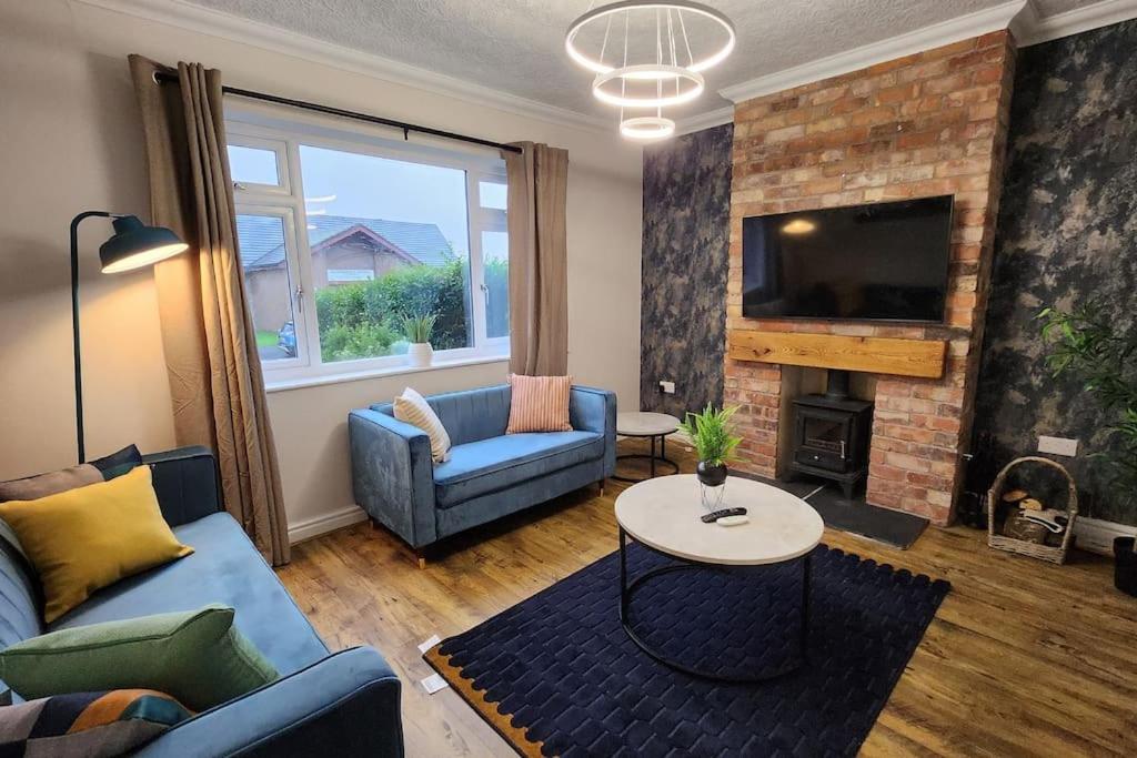 Beautifully Fab 3 bedroom 7 guests house