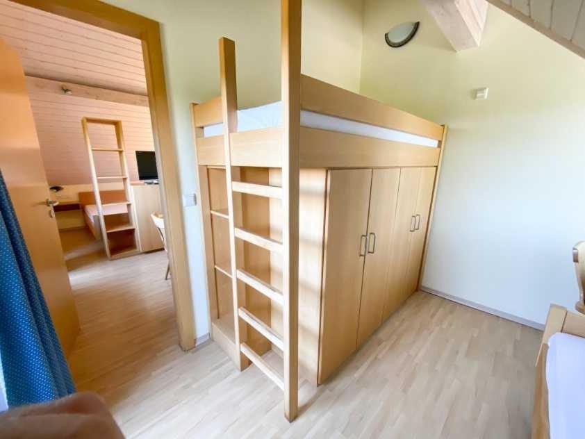 Two-Bedroom Apartment with Shower 