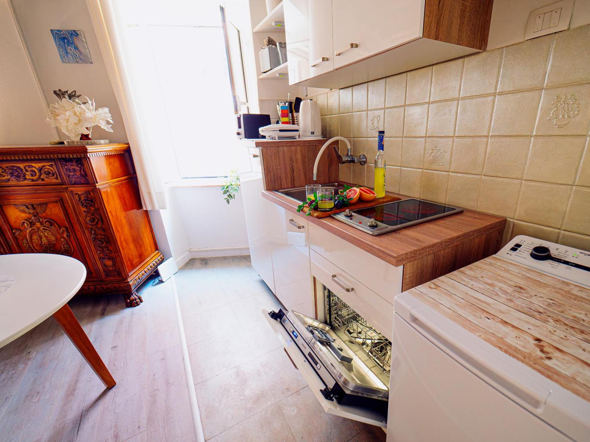 Kitchen or kitchenette
