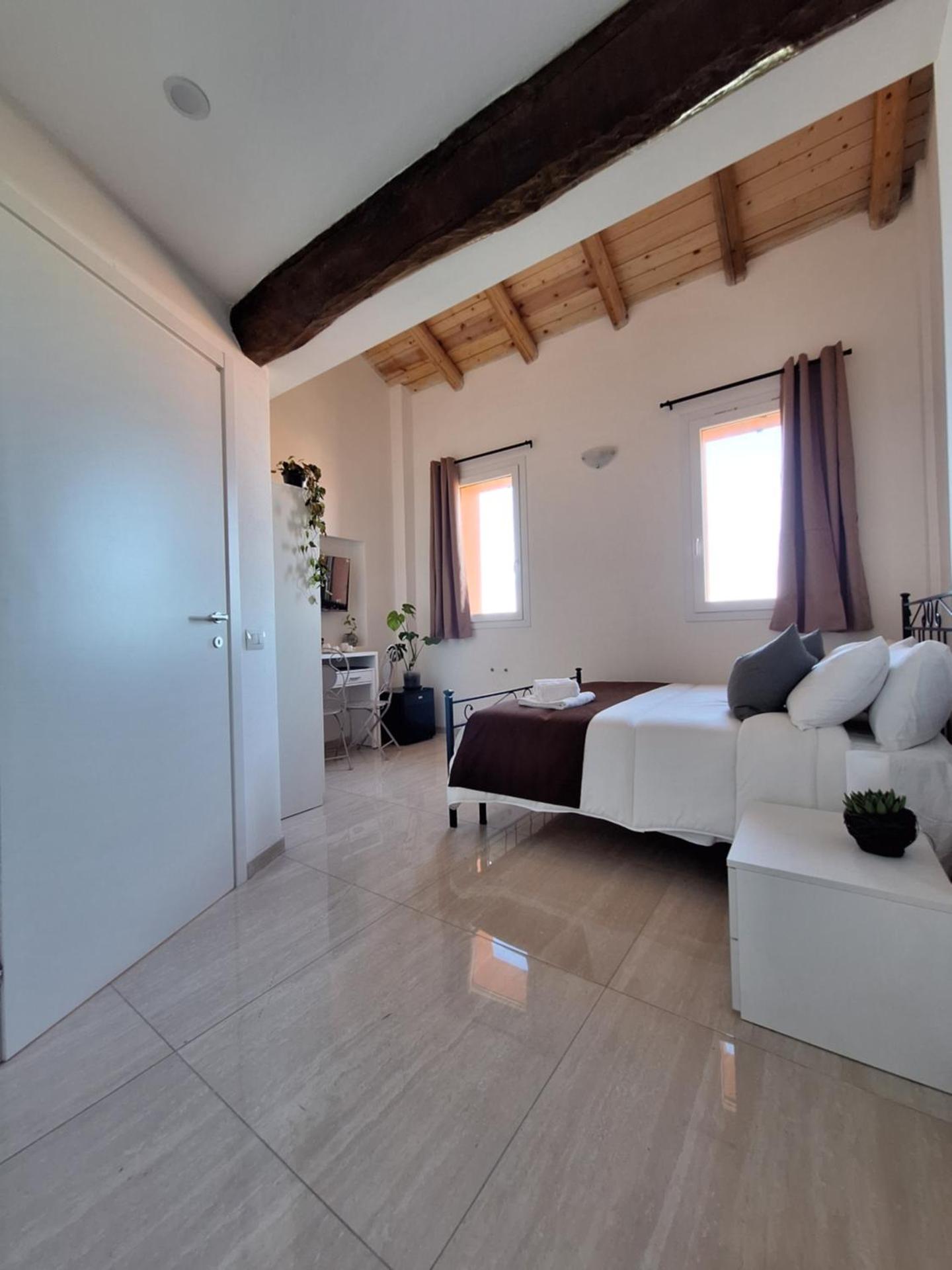 San Vincenzo Rooms