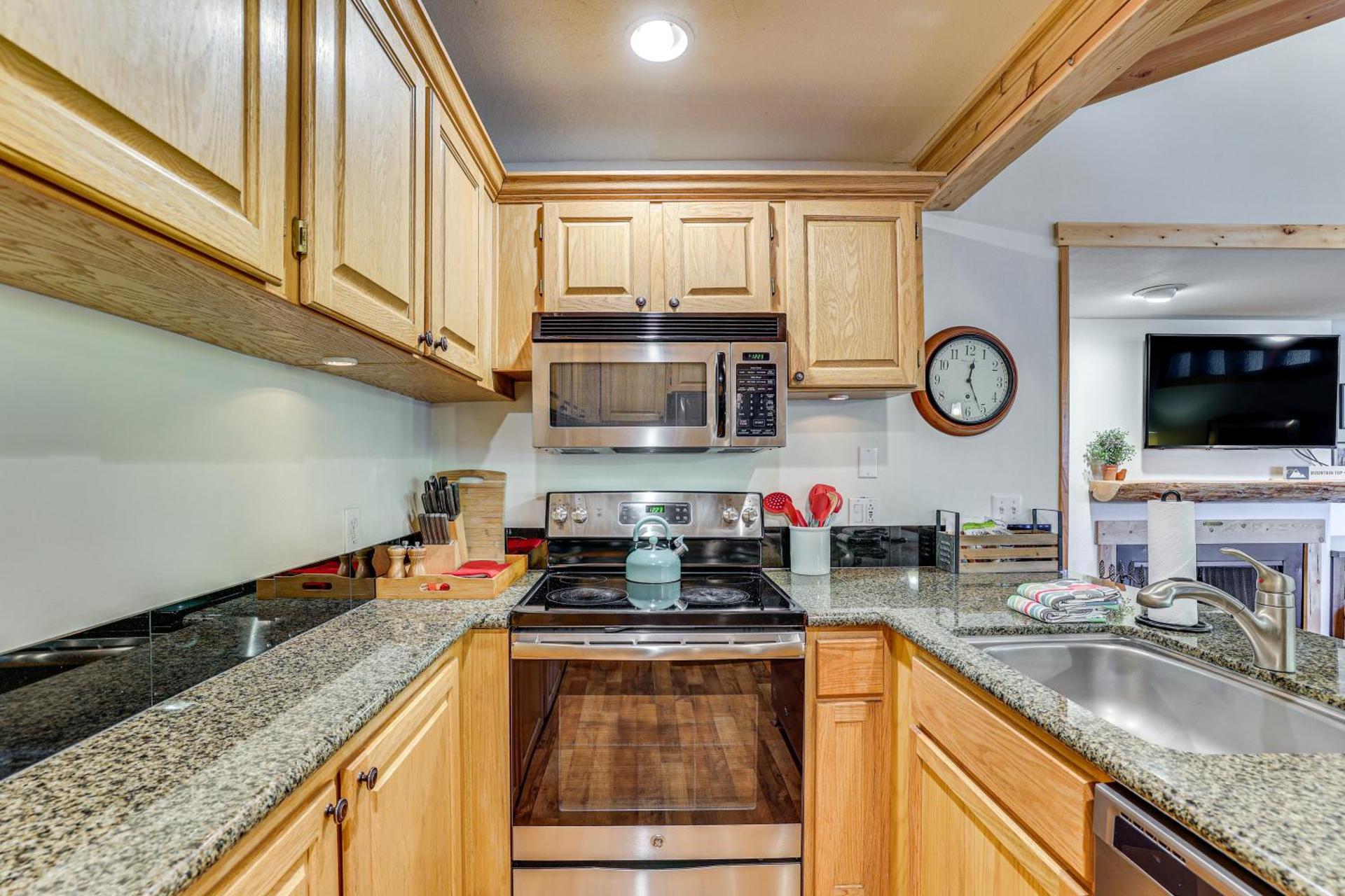 Ski Shuttle and Mountain Views Keystone Resort Home