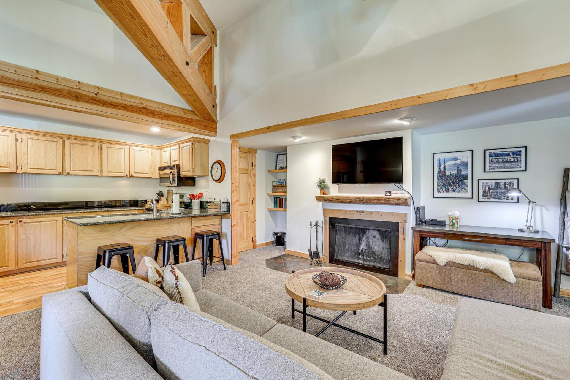 Ski Shuttle and Mountain Views Keystone Resort Home