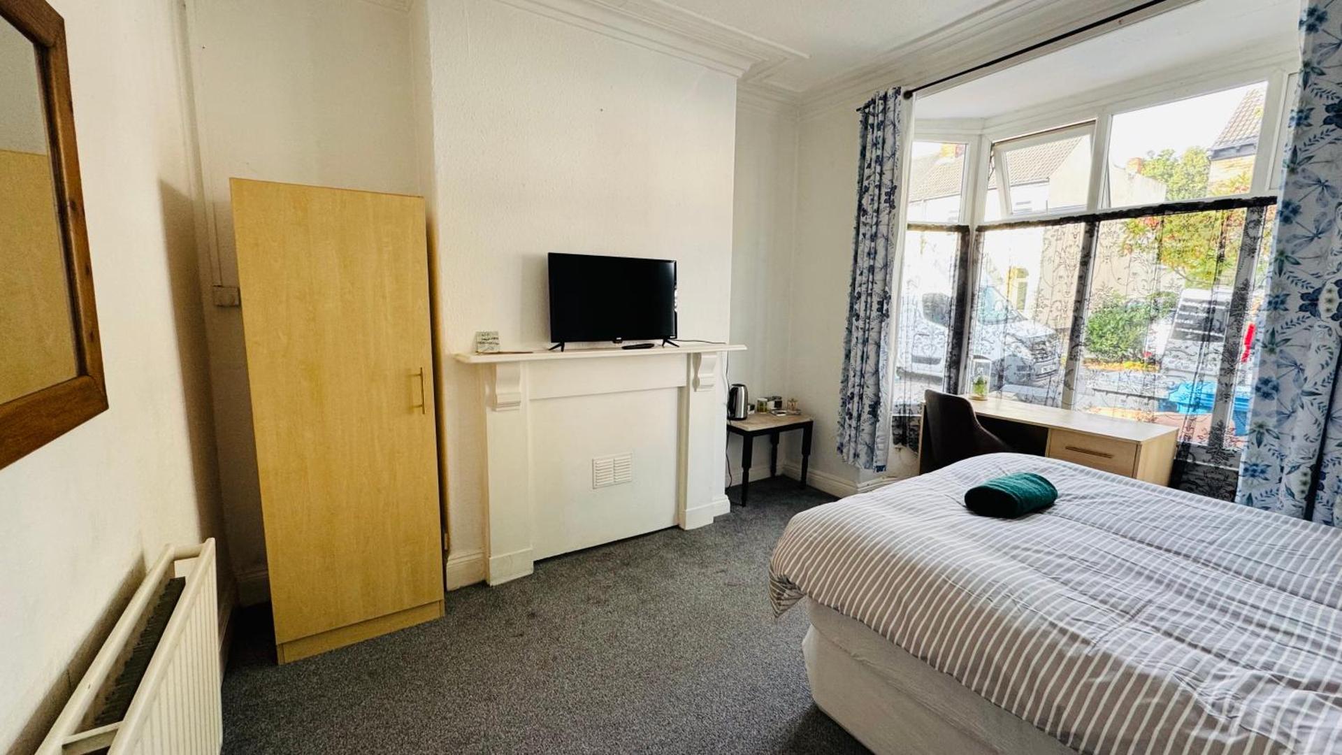 Ella street Double room