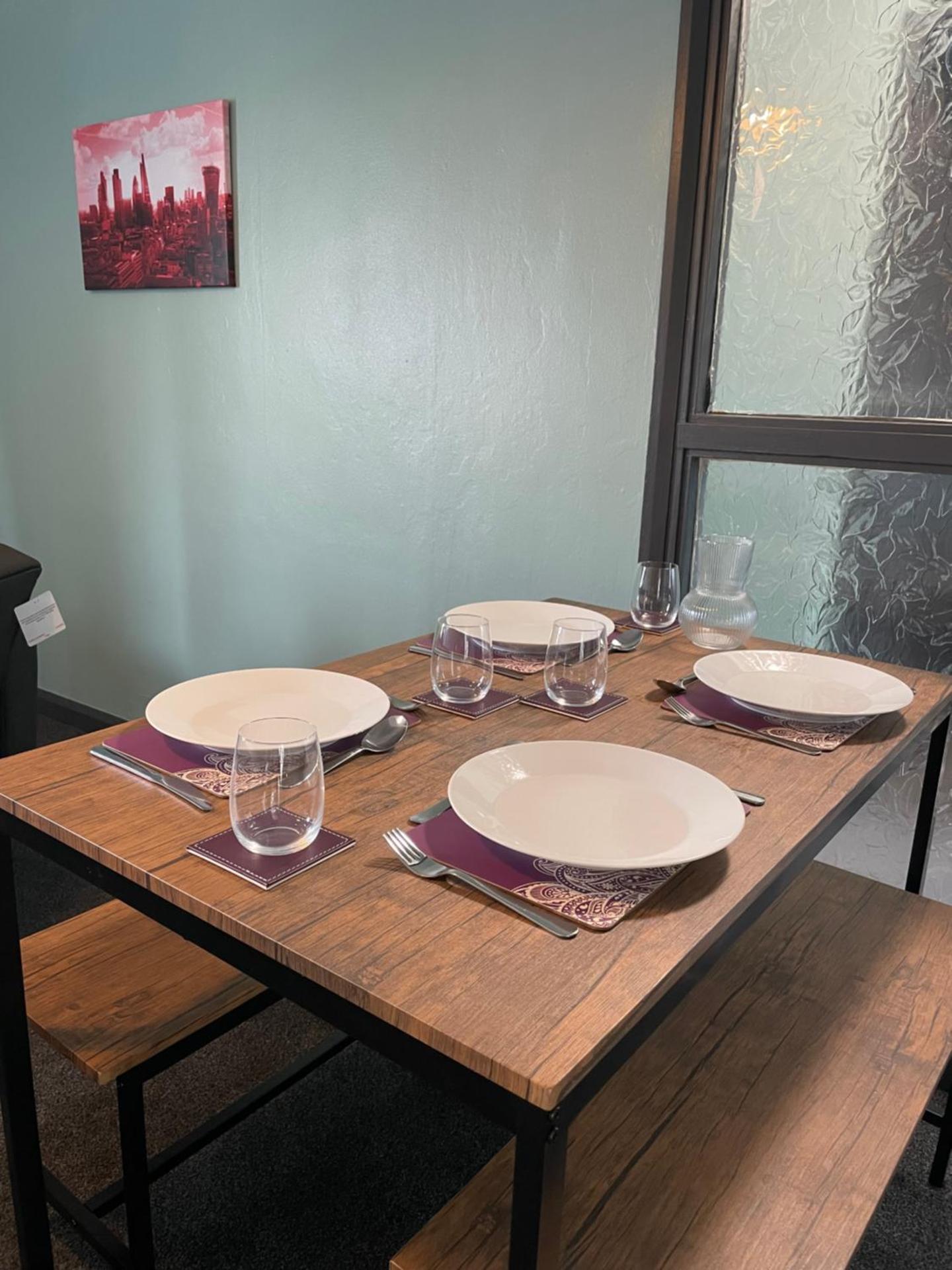 Modern and Homely Appartment! - Available as individual rooms or the Entire Property!