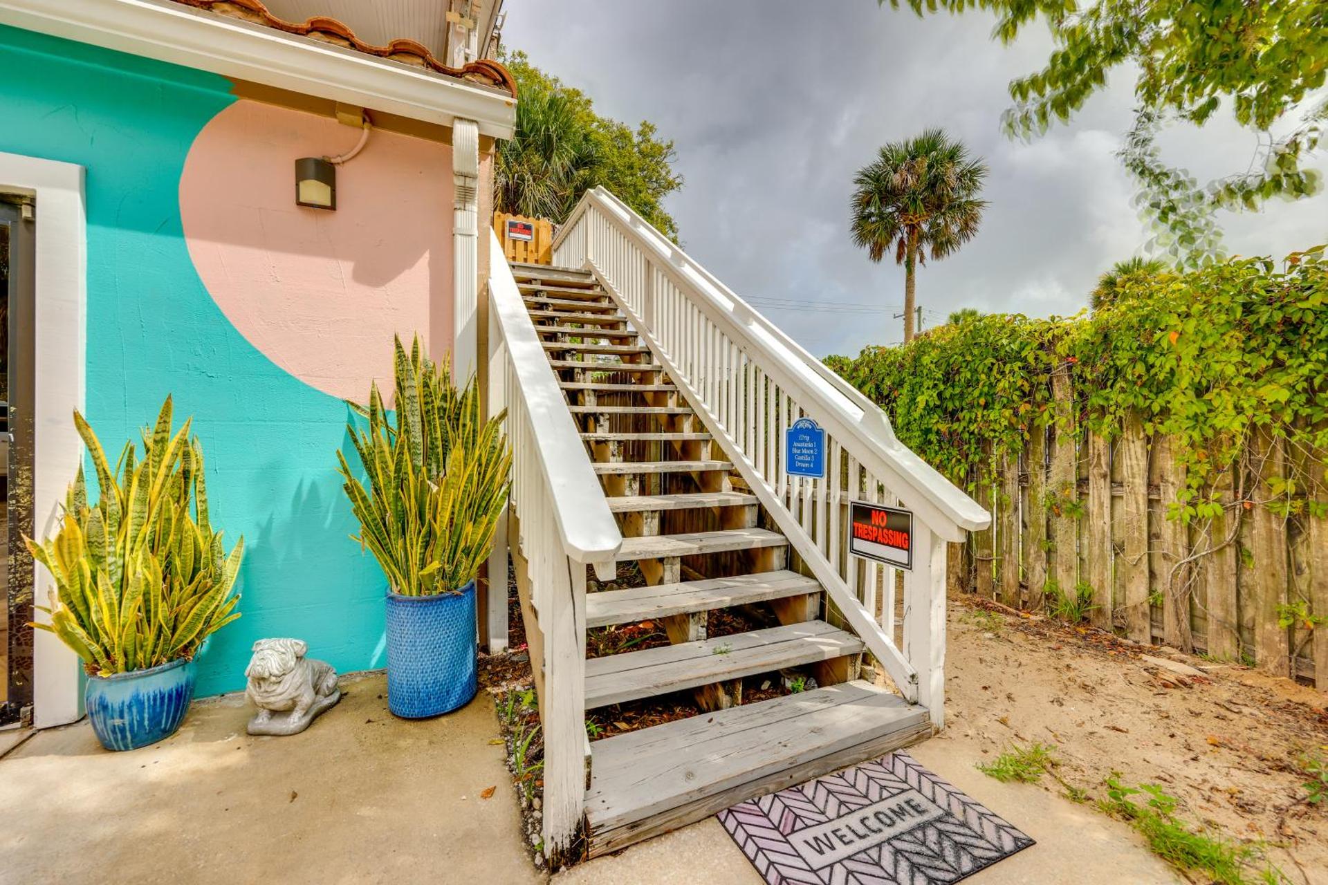 Walk to History Pet-Friendly St Augustine Home