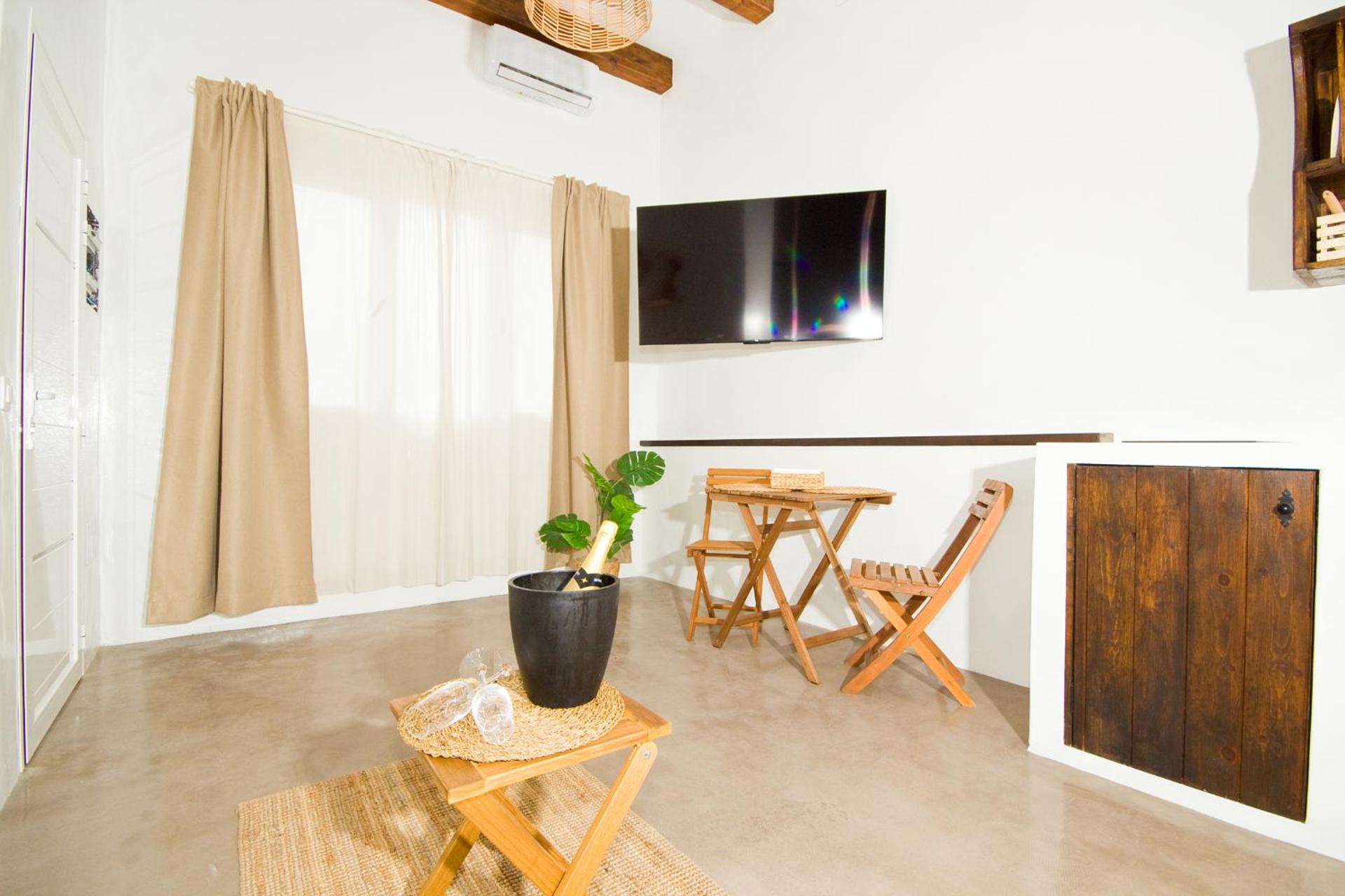 El Charco Lofts - By AZ Rentals