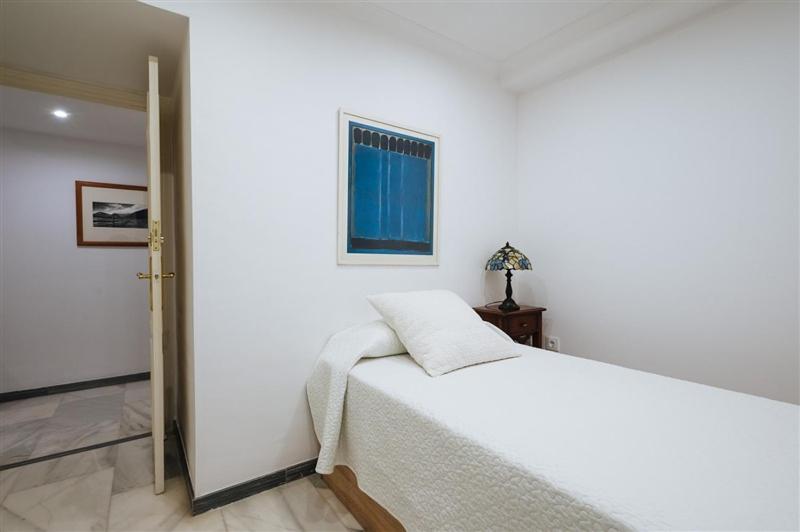 VIVIENDA TURISTICA ATANASIO BARRON- Free PARKING