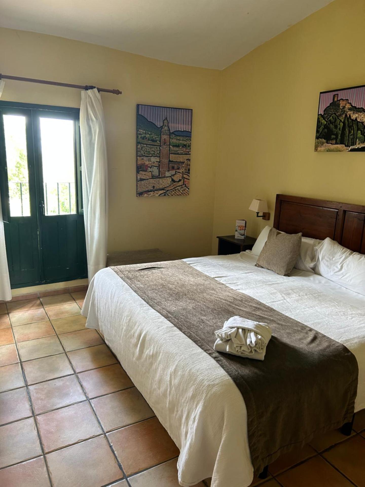 Hotel Rural Castillo de Biar Finca FANECAES