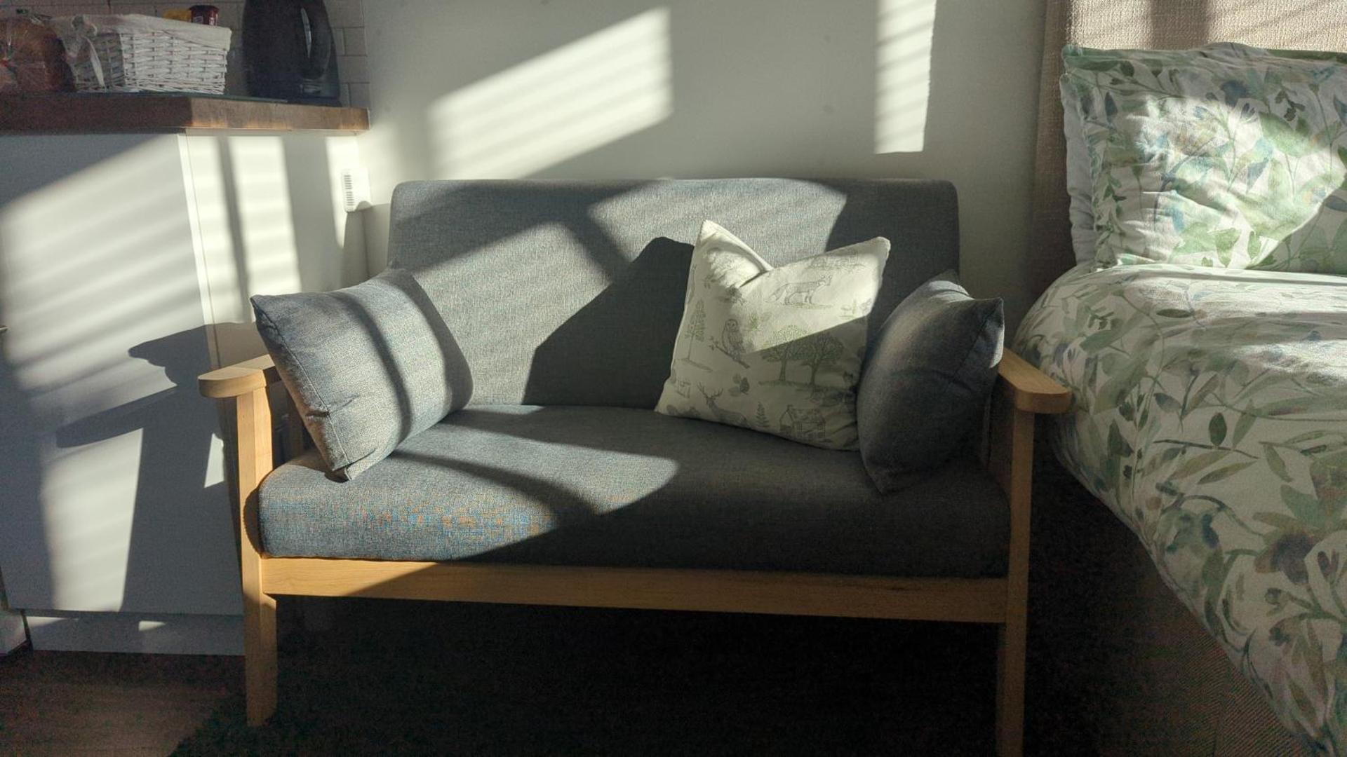 Oak Tree View - relax, reconnect, explore or work