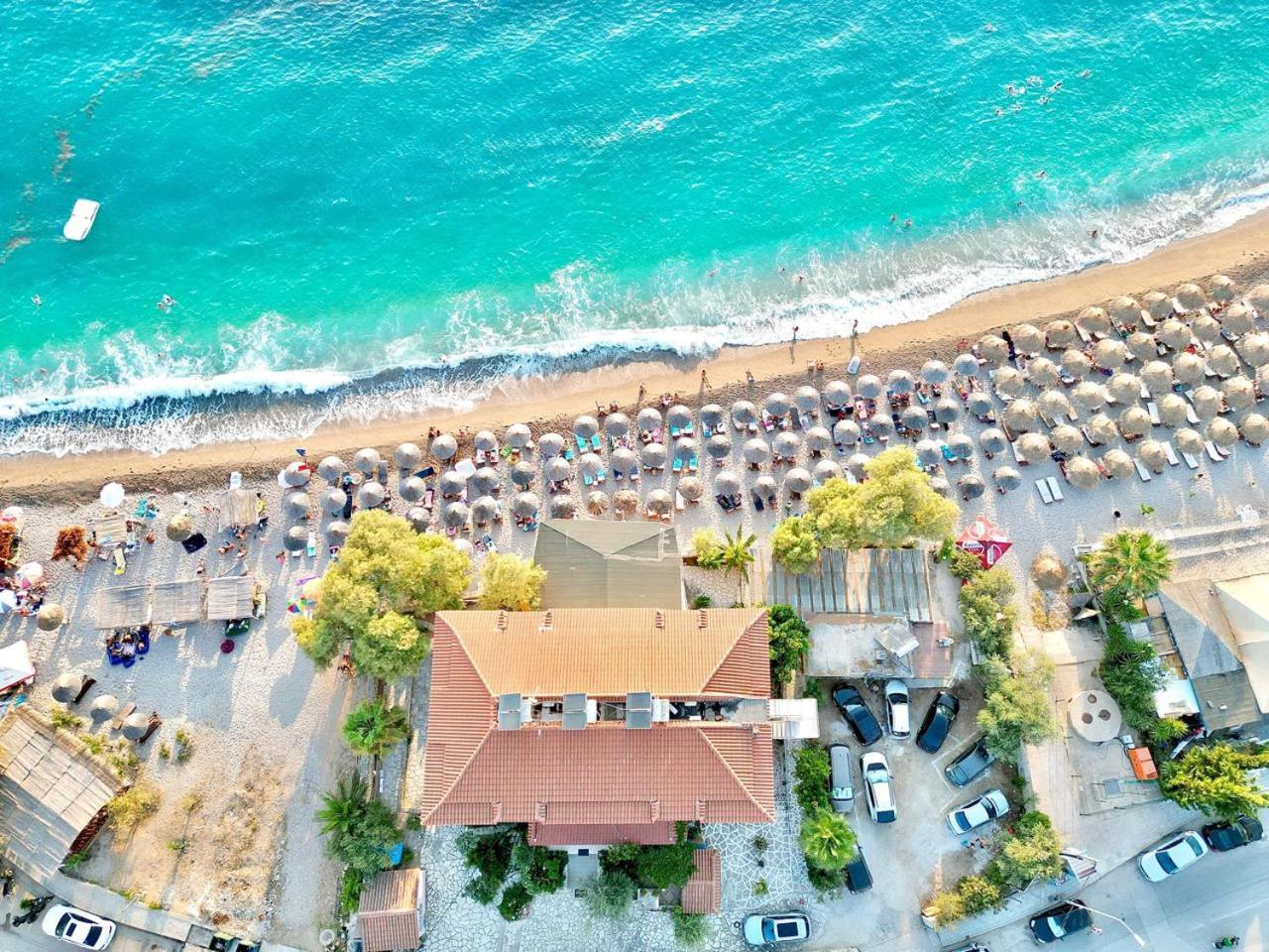 Potam'Sea Bliss 35- Beach Front, Sun Beds & Parking