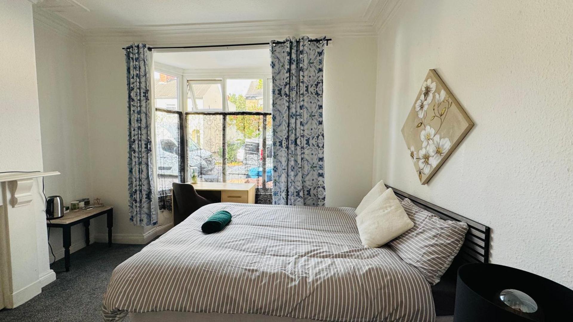 Ella street Double room