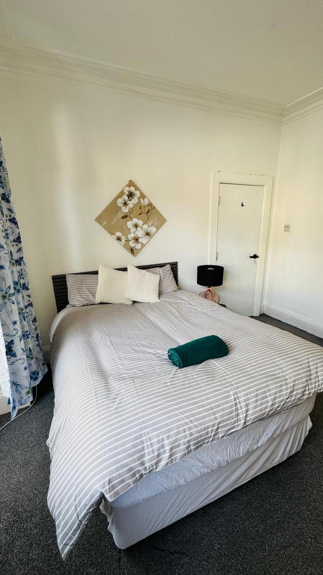 Ella street Double room