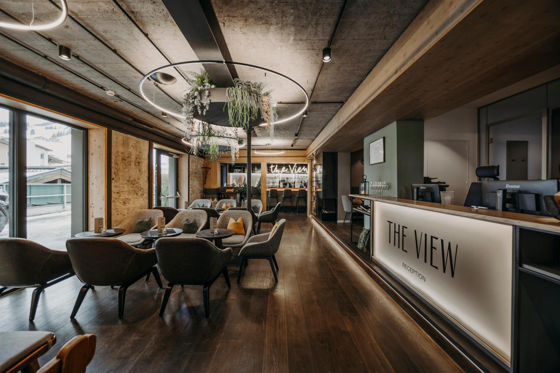 Hotel VIEW - incl Joker Card in Summer