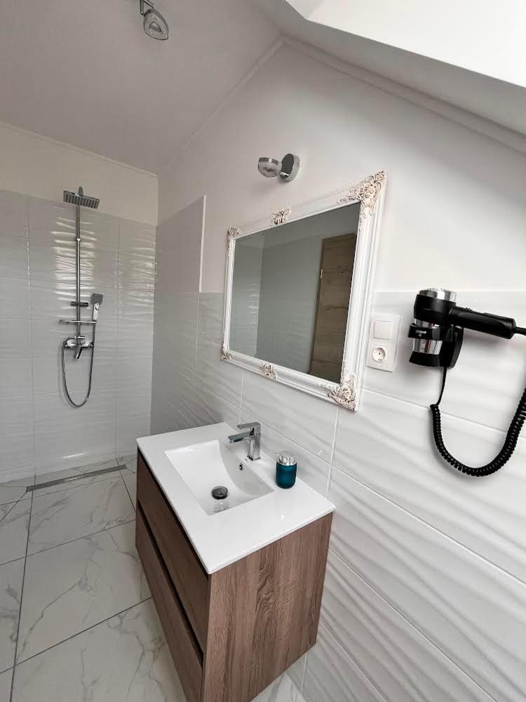 Antmann Bor Terasz Szállás