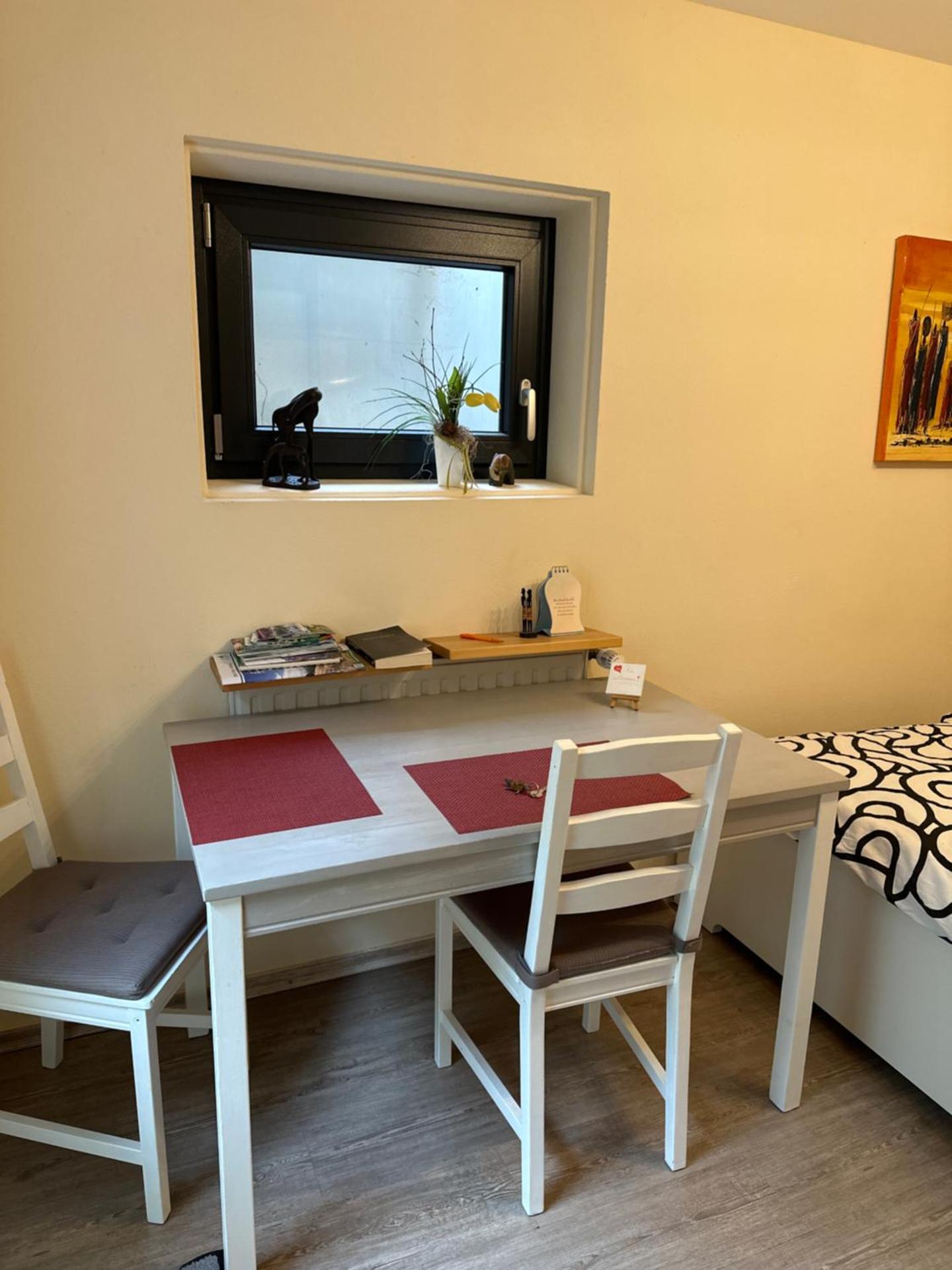 Nettes Apartment mit schönem Bad