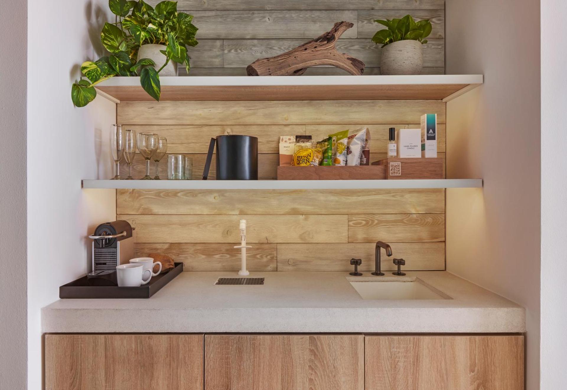 Coffee/tea facilities